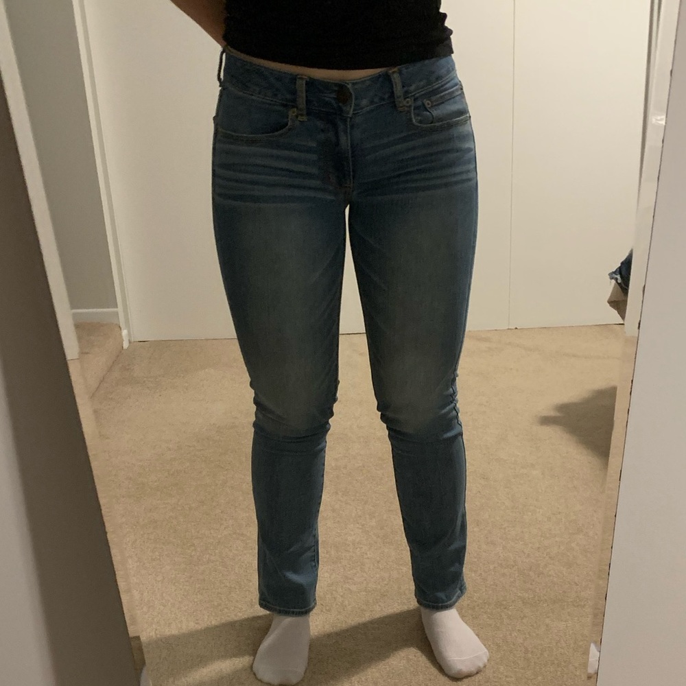 Light-wash American Eagle Jeans